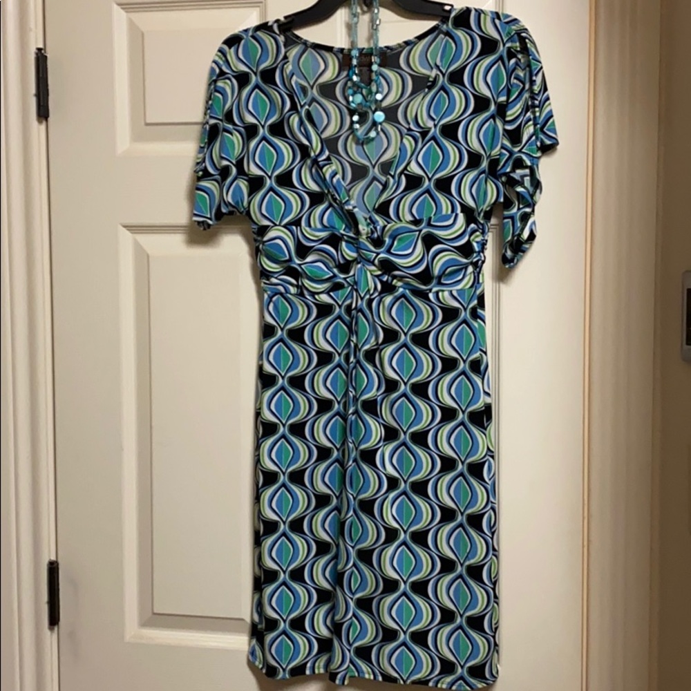 Patterned twisted bust dress
